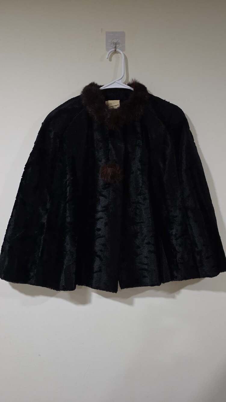 Vintage Smartcraft Black Faux Fur Cape with Brown Fur Collar